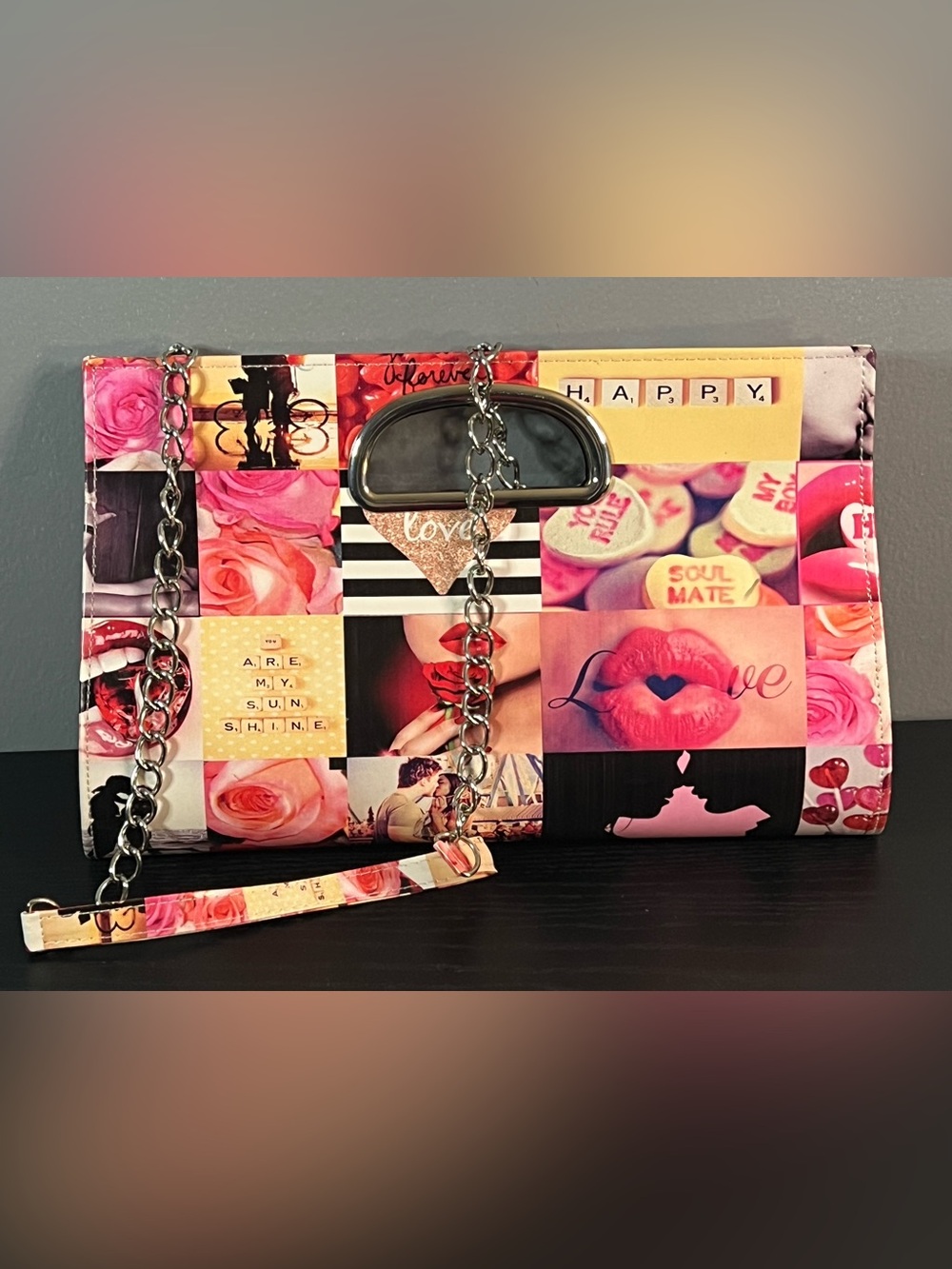 Fashionable Handbag With Silver Chain- And Floral Accent